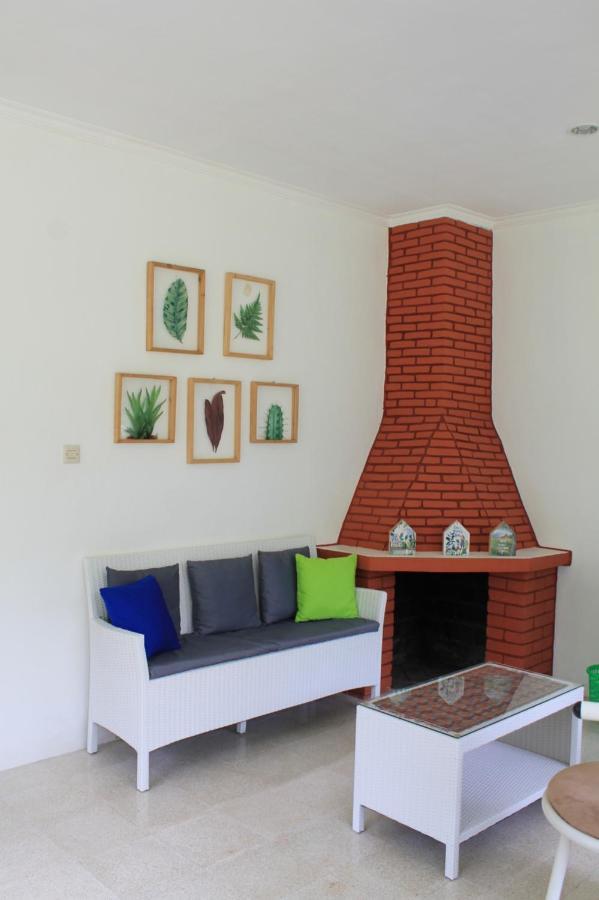 The Forest Villa Bogor Eksteriør billede