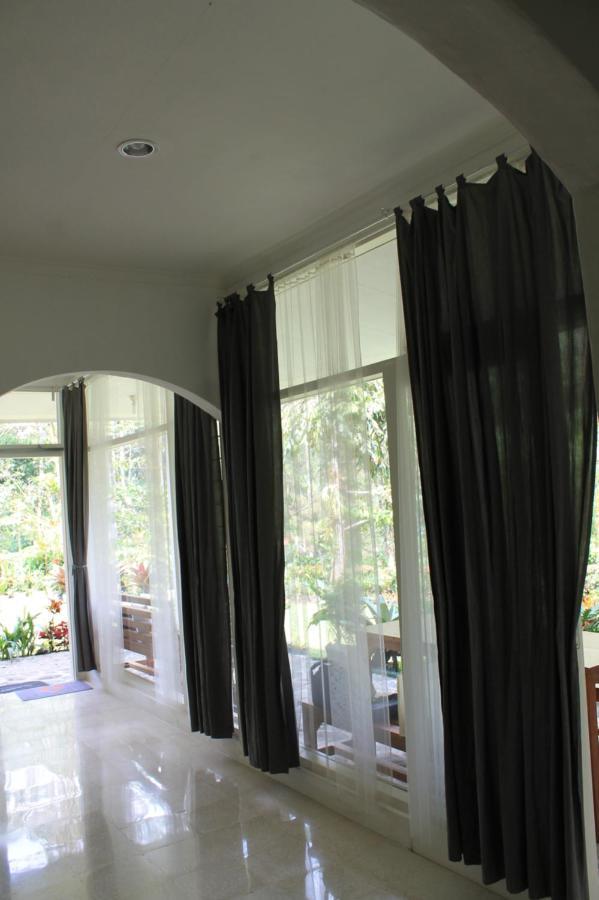 The Forest Villa Bogor Eksteriør billede